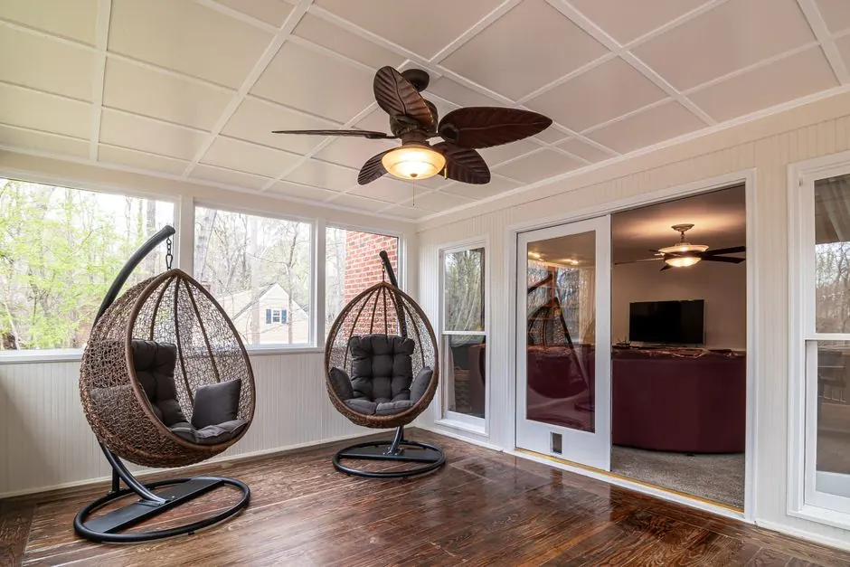 Local ceiling fan installation team in miami